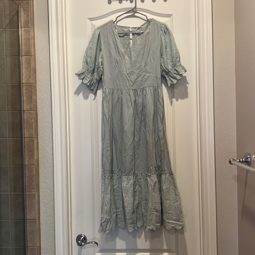 Summer short sleeved midi dress